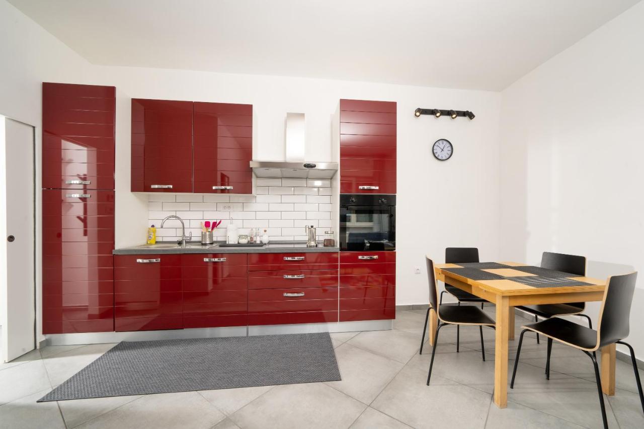 Amalis Apartment Rijeka Exterior photo